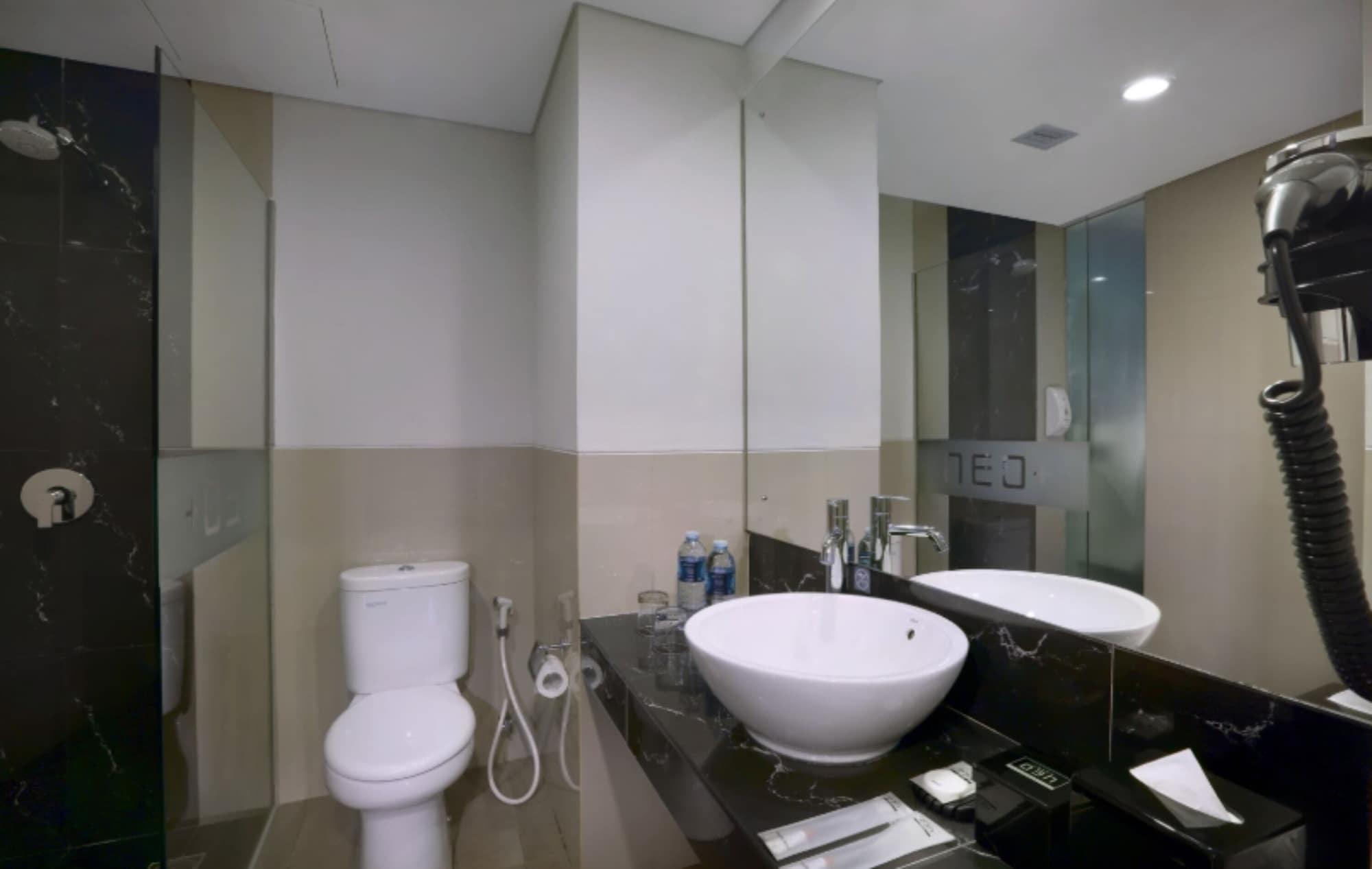 Hotel Neo+ Kebayoran Yakarta Exterior foto